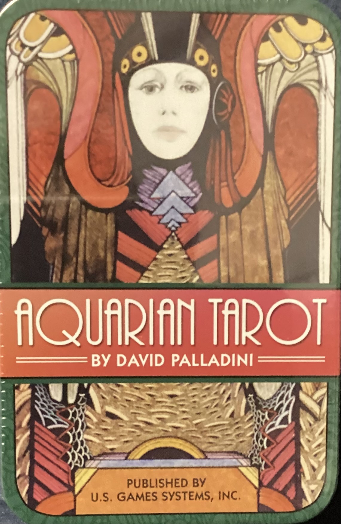 Aquarian Tarot in a Tin